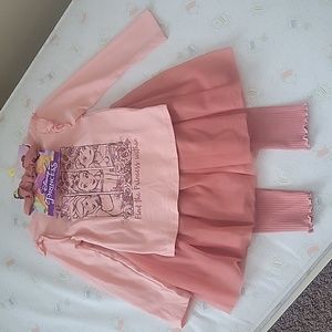 Matching set shirt, legging, tutu